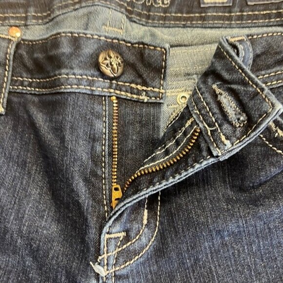 Miss Me easy boot jeans. - Picture 7 of 9